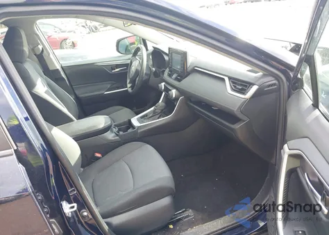 2020 Toyota Rav4 Xle z USA, uszkodzony, nr VIN 2T3P1RFV6LC096849